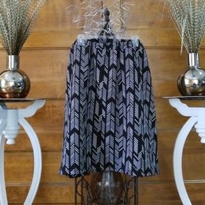 🌸 Modern Ashley Stewart Aline Skirt